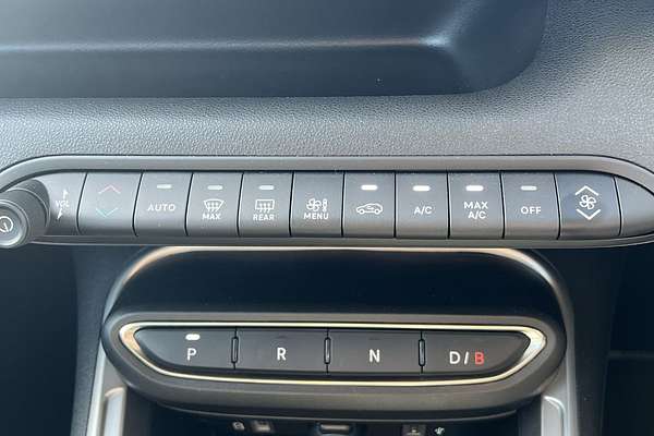 2024 Jeep Avenger Limited JJ