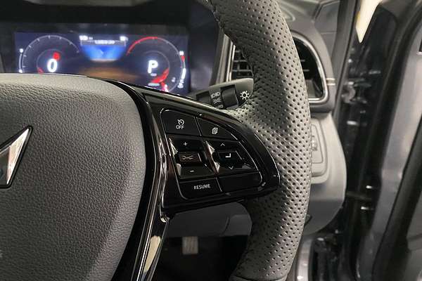 2025 Mahindra XUV3XO AX7L