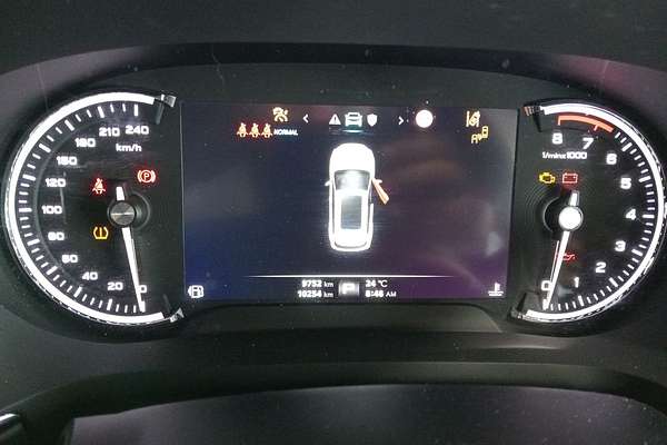 2023 MG HS Excite SAS23