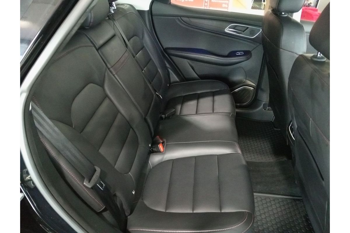 2023 MG HS Excite SAS23