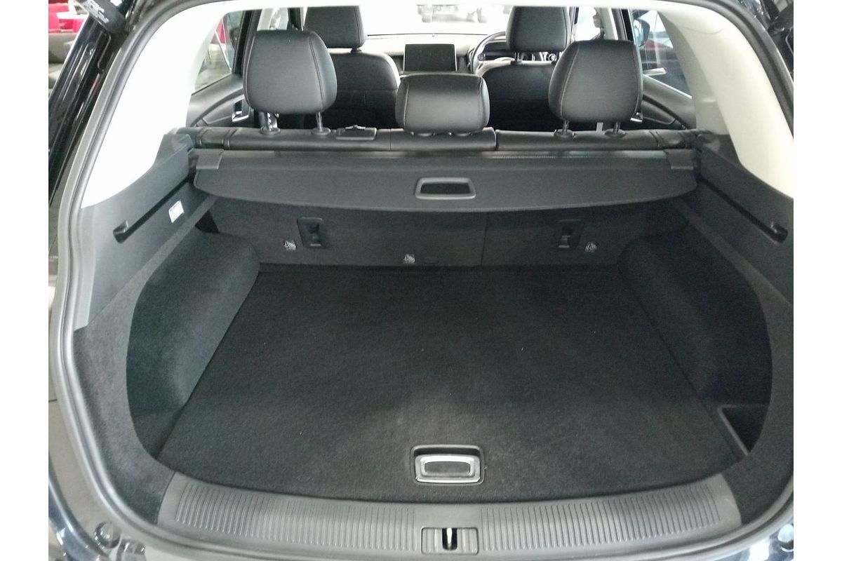 2023 MG HS Excite SAS23