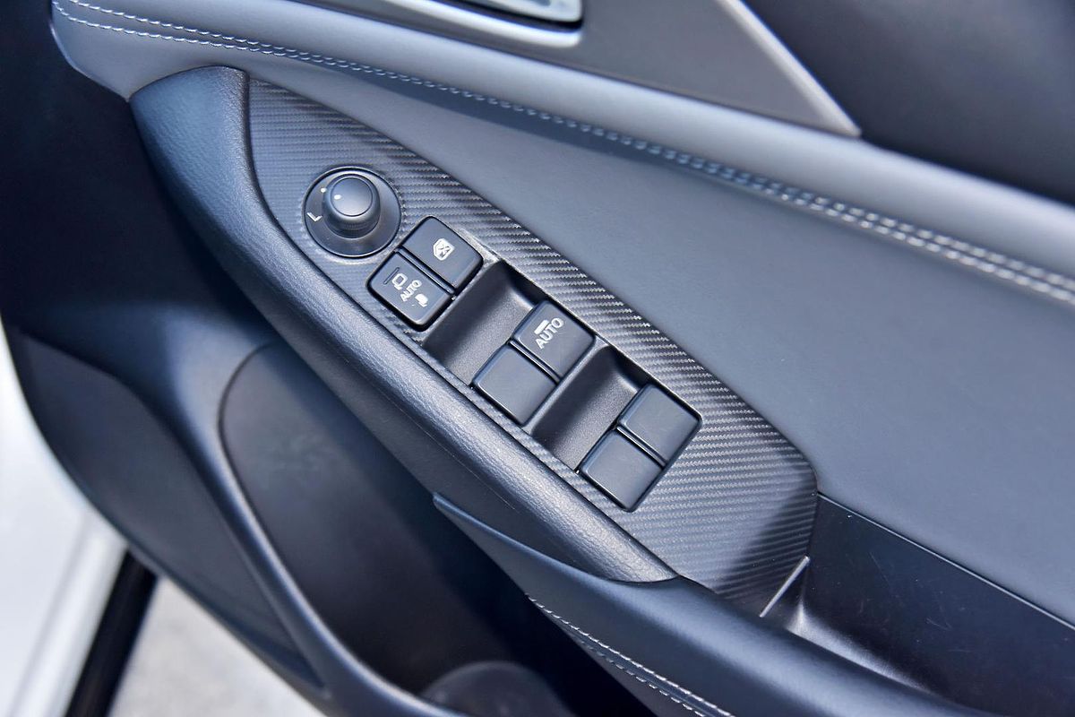 2022 Mazda CX-3 sTouring DK