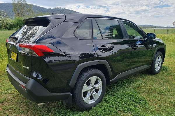 2021 Toyota RAV4 GX AXAH52R