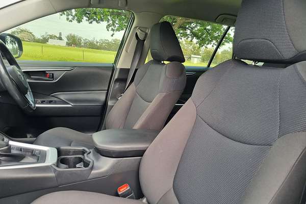 2021 Toyota RAV4 GX AXAH52R