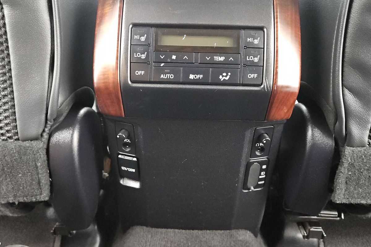 2016 Toyota Landcruiser Prado Kakadu GDJ150R