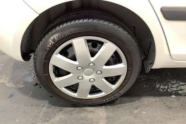 2012 SKODA Fabia 77TSI 5JF