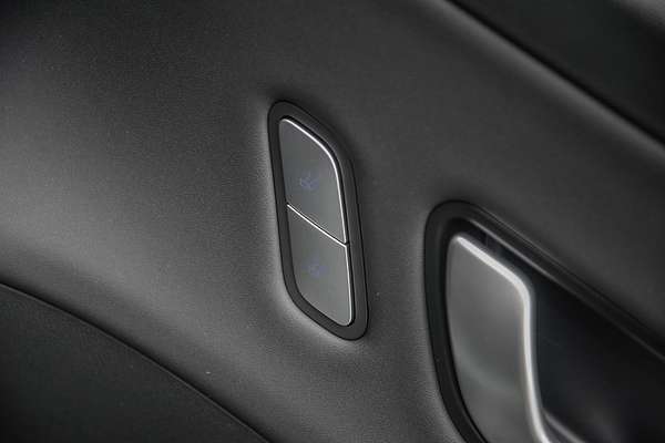 2025 Hyundai Kona Hybrid Premium SX2.V2