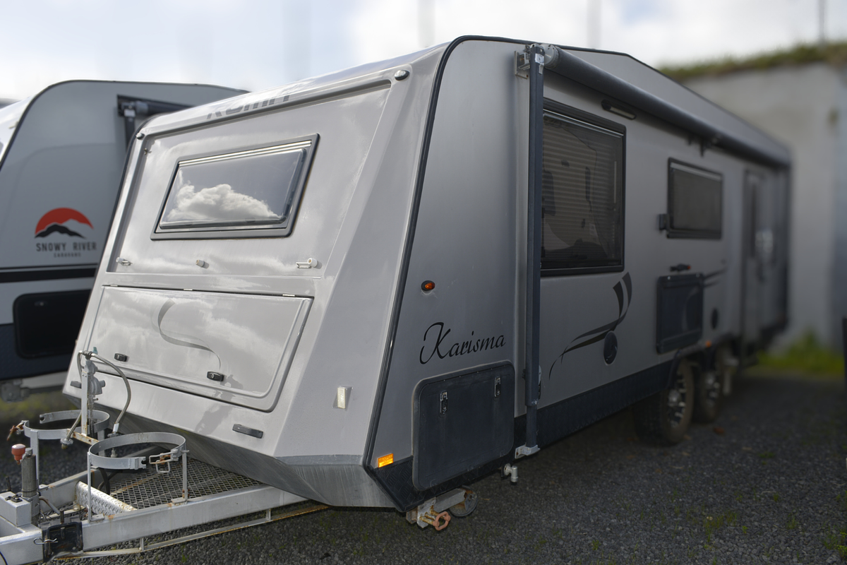 2015 Roma Karisma RR1540