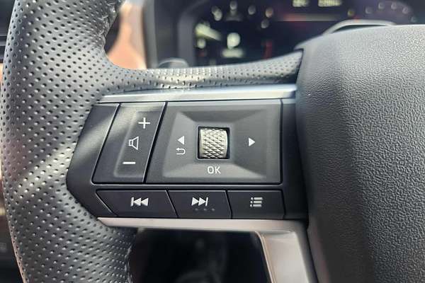 2025 Mitsubishi Outlander Exceed Tourer ZM