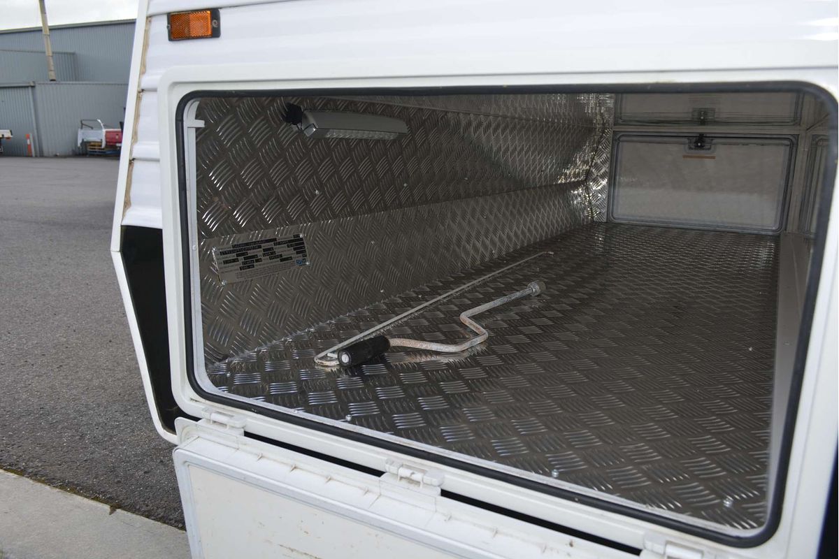 2014 Safari Caravans DELTA SF14099