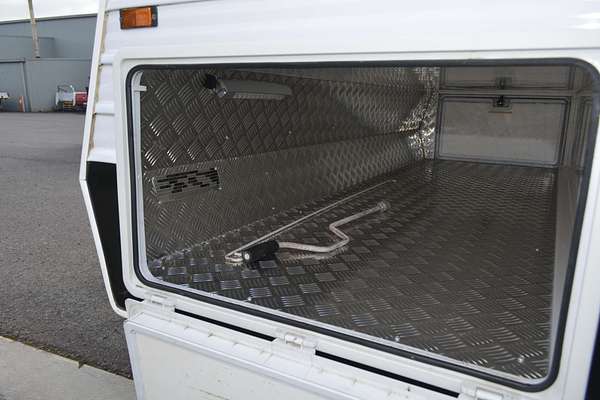 2014 Safari Caravans DELTA SF14099