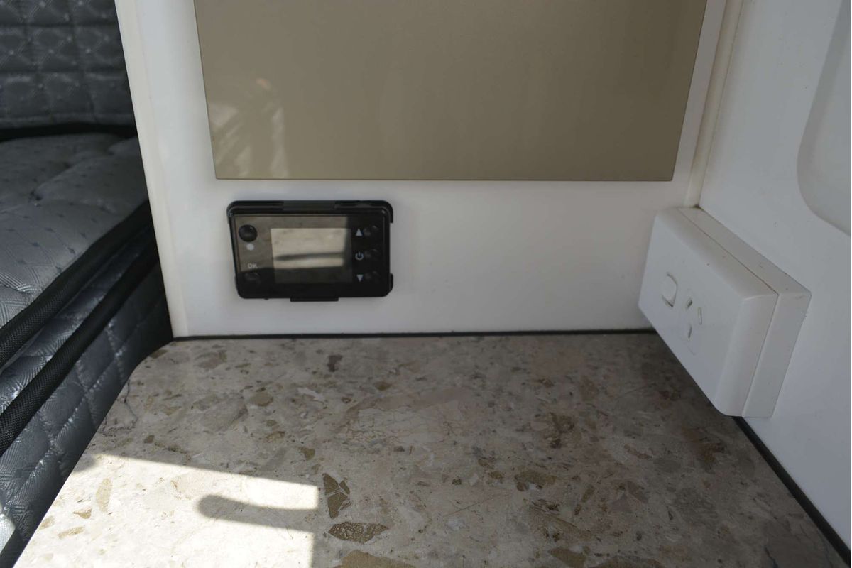 2014 Safari Caravans DELTA SF14099