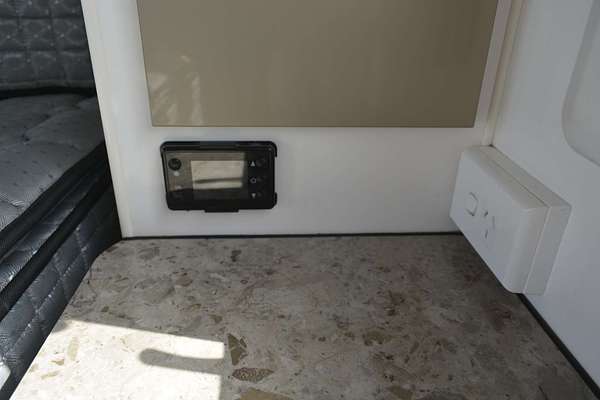 2014 Safari Caravans DELTA SF14099