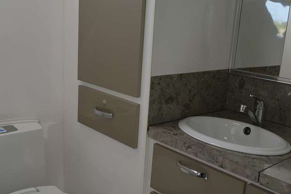 2014 Safari Caravans DELTA SF14099