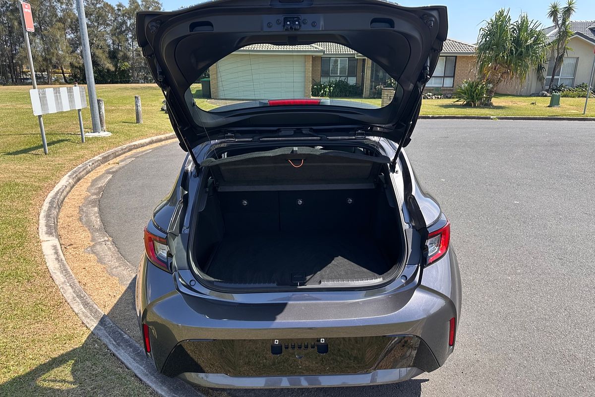 2024 Toyota Corolla Ascent Sport Hybrid ZWE219R