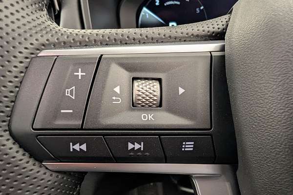 2025 Mitsubishi Outlander LS ZM