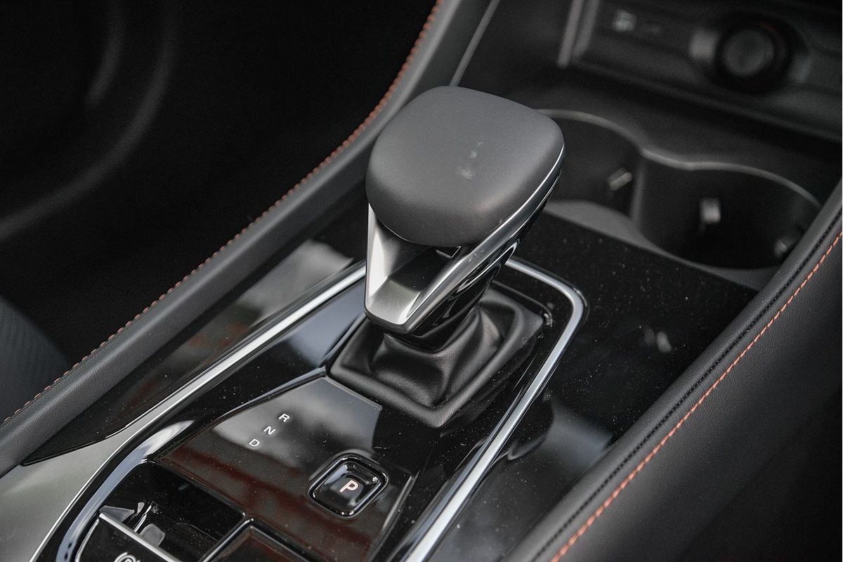 2025 MG HS Hybrid+ Essence AS33H