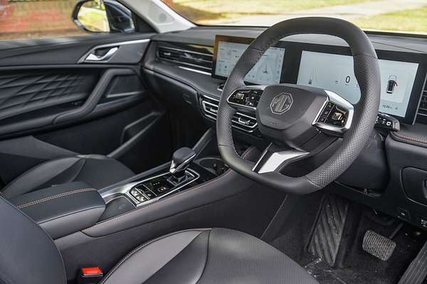 2025 MG HS Hybrid+ Essence AS33H