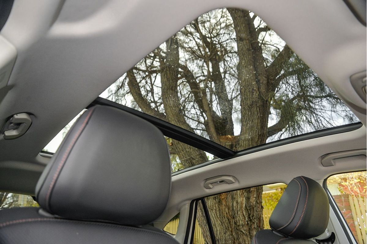 2025 MG HS Hybrid+ Essence AS33H