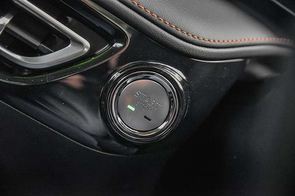 2025 MG HS Hybrid+ Essence AS33H