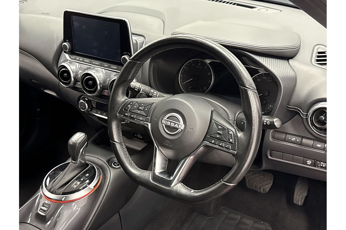 2022 Nissan JUKE ST-L F16