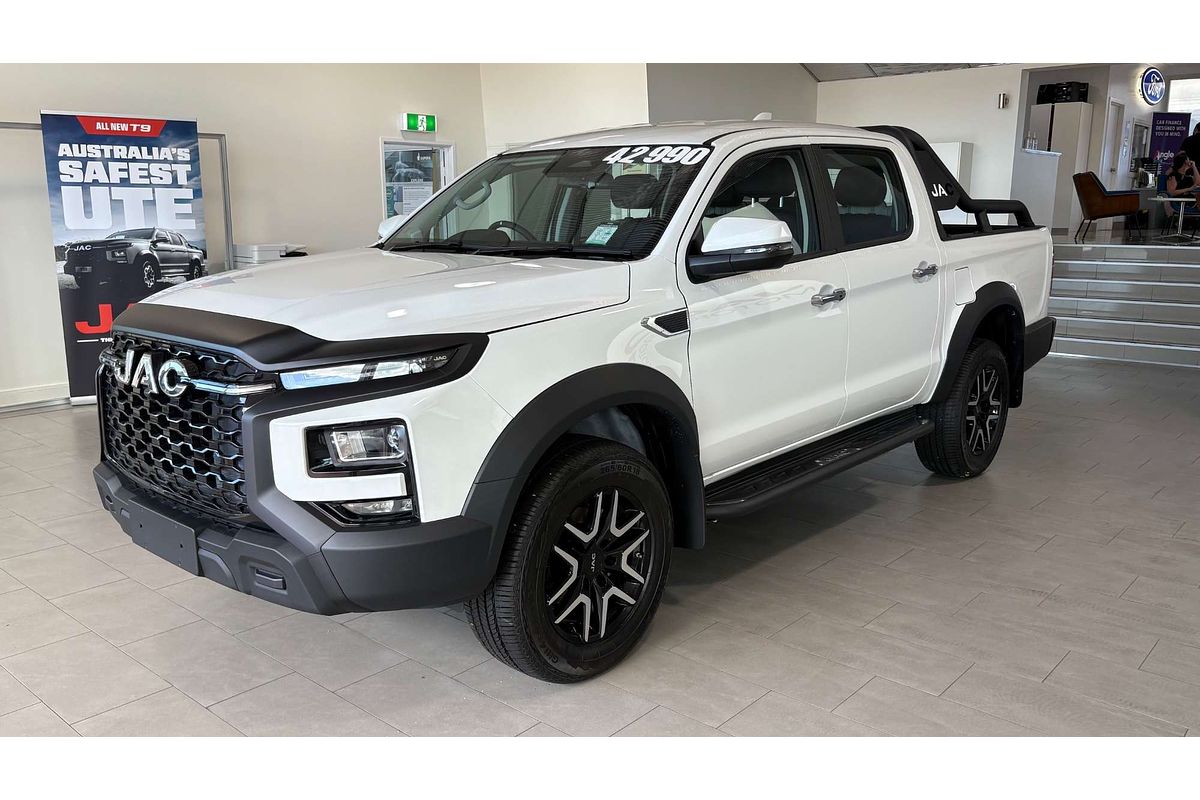 2025 JAC T9 Oasis  All Wheel Drive