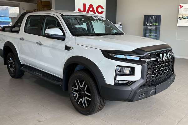 2025 JAC T9 Oasis  All Wheel Drive