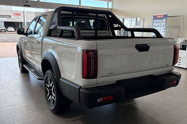 2025 JAC T9 Oasis  All Wheel Drive