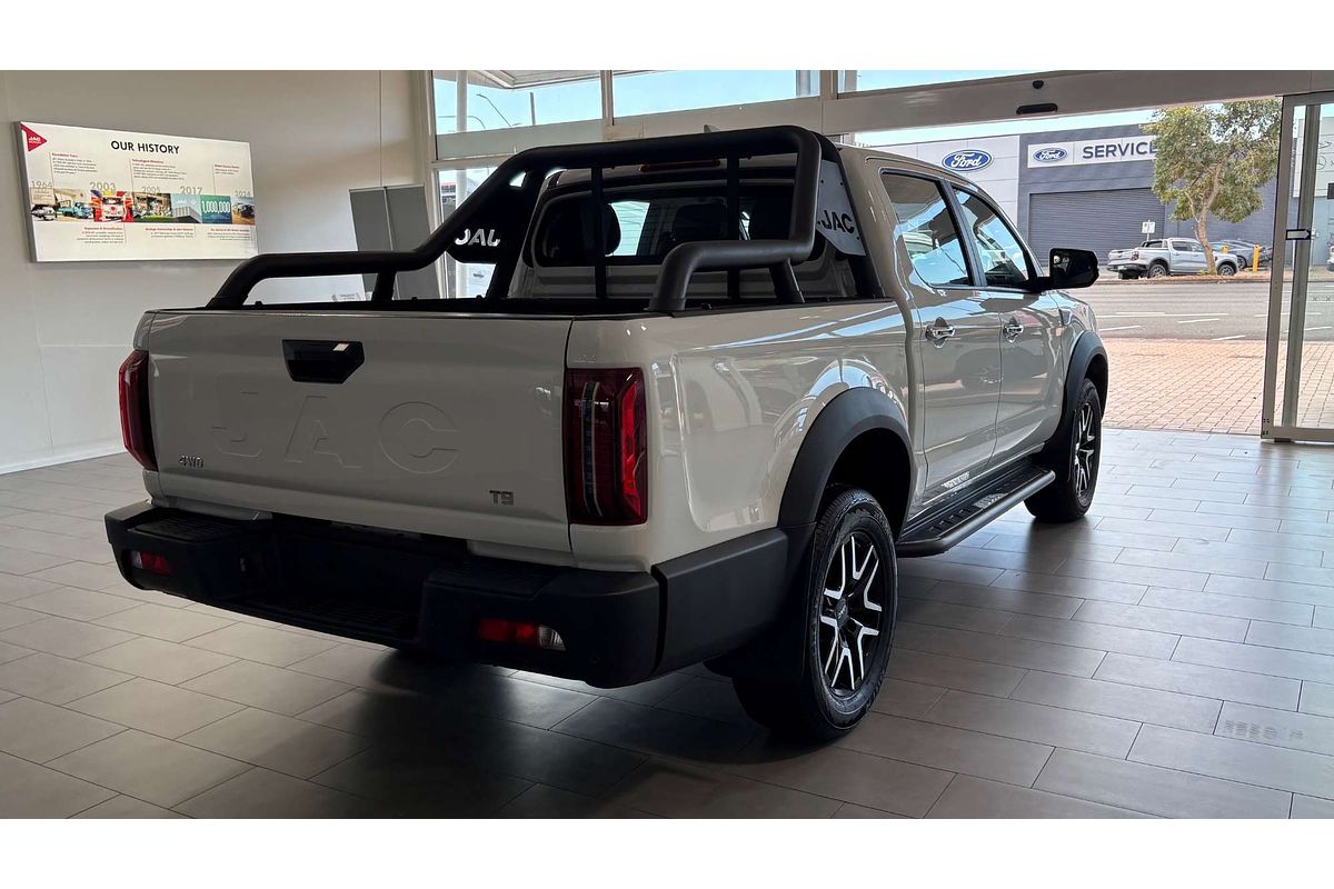 2025 JAC T9 Oasis  All Wheel Drive
