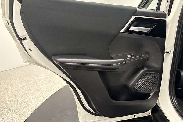 2023 Mitsubishi Outlander ES ZM