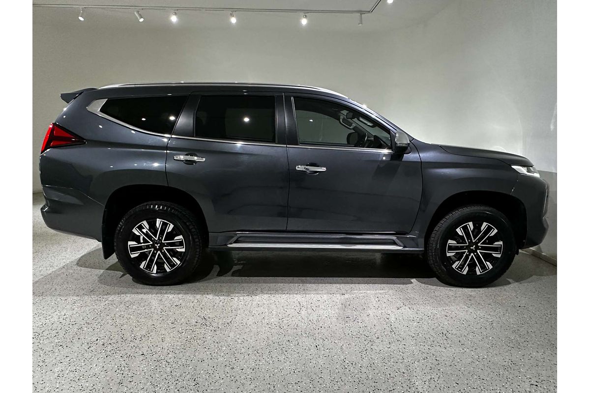2022 Mitsubishi Pajero Sport Exceed QF