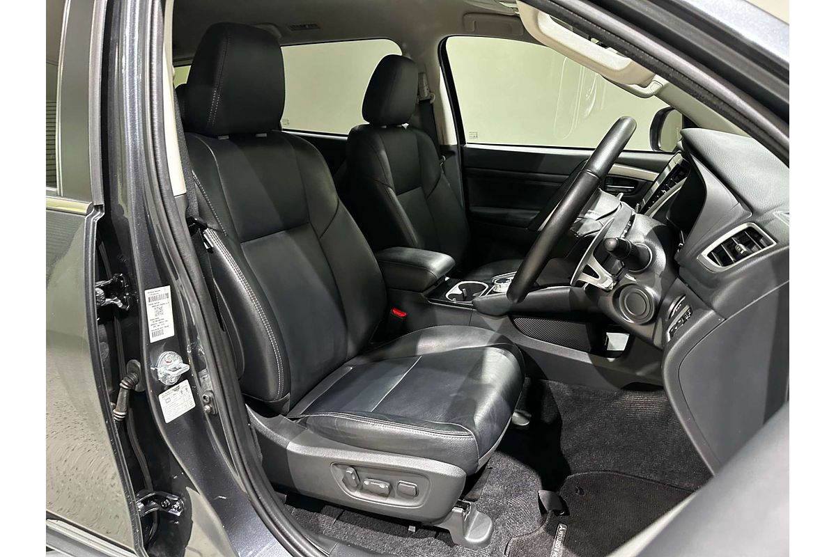 2022 Mitsubishi Pajero Sport Exceed QF
