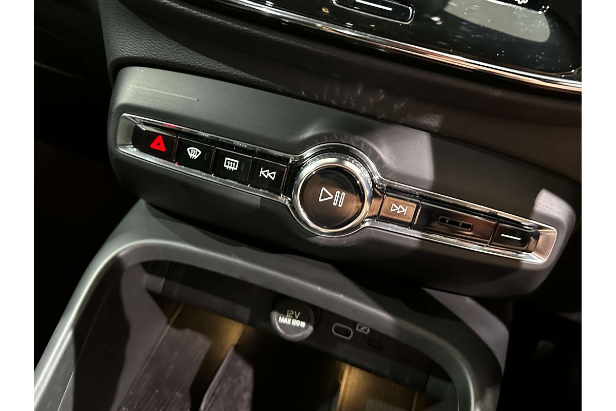 2023 Volvo XC40 Recharge Twin Pure Electric
