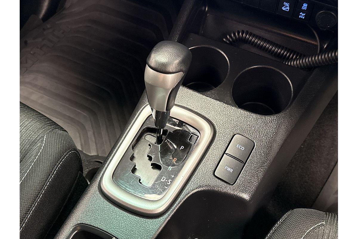2022 Toyota Hilux SR5 GUN126R 4X4