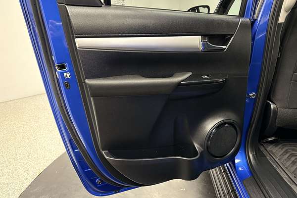 2022 Toyota Hilux SR5 GUN126R 4X4
