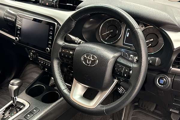 2022 Toyota Hilux SR5 GUN126R 4X4