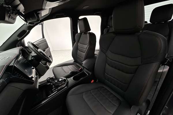2025 Isuzu D-MAX X-TERRAIN 4X4