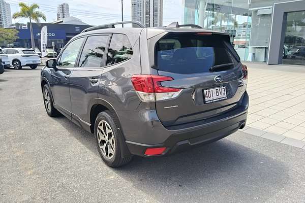 2021 Subaru Forester 2.5i S5