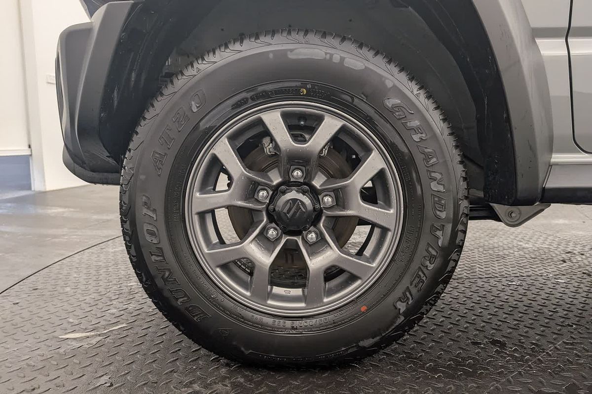 2025 Suzuki Jimny GLX GJ