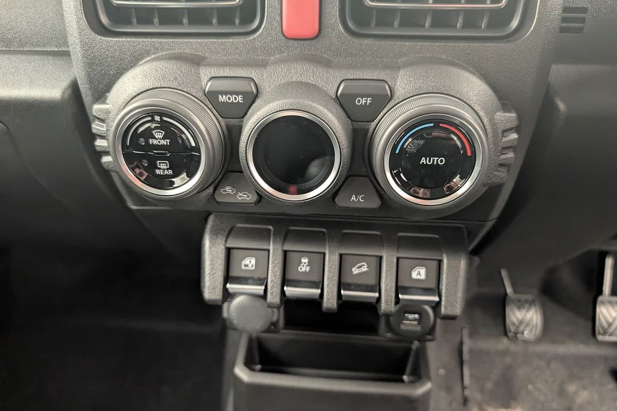2025 Suzuki Jimny GLX GJ