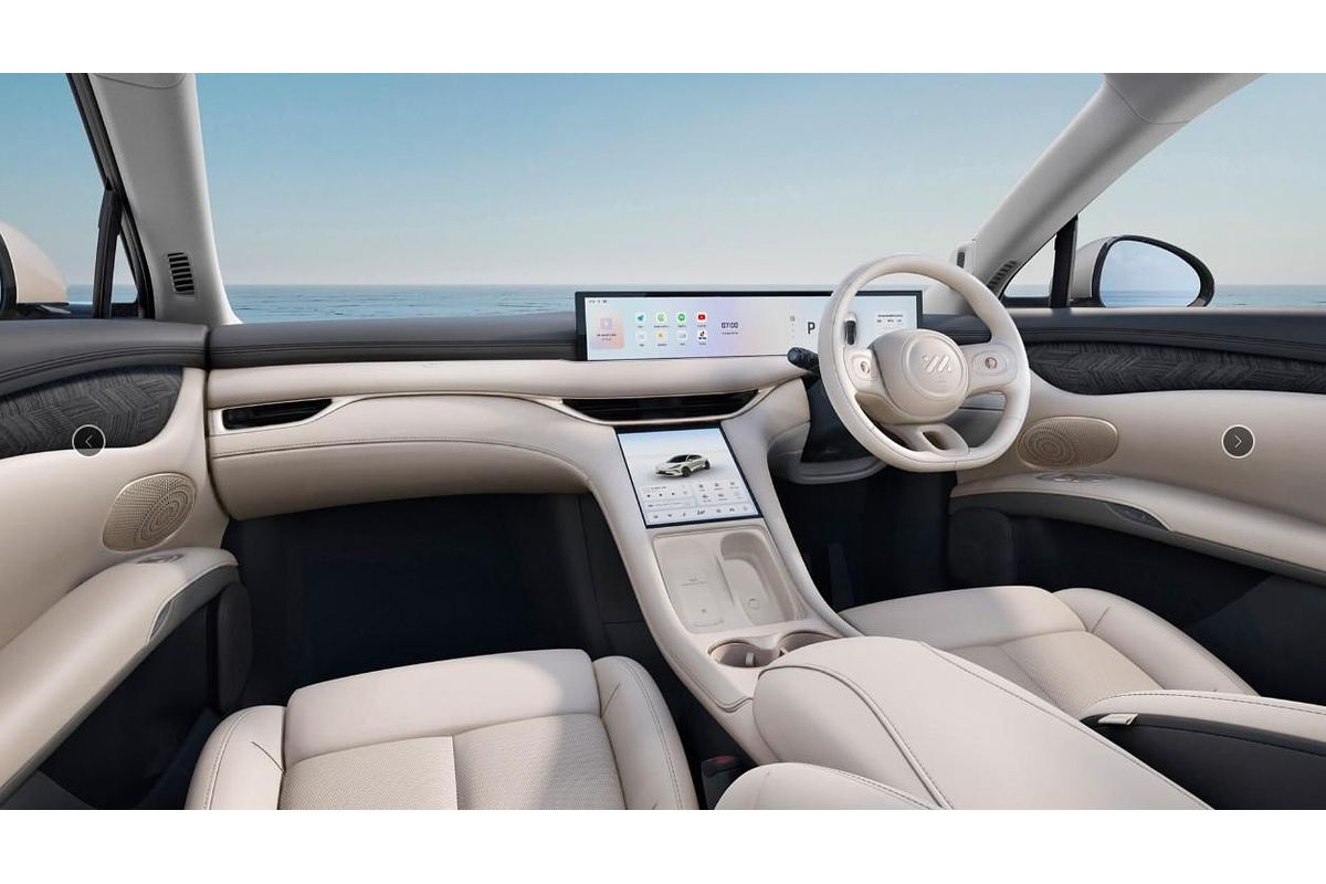 2025 MG IM6 Performance S12L