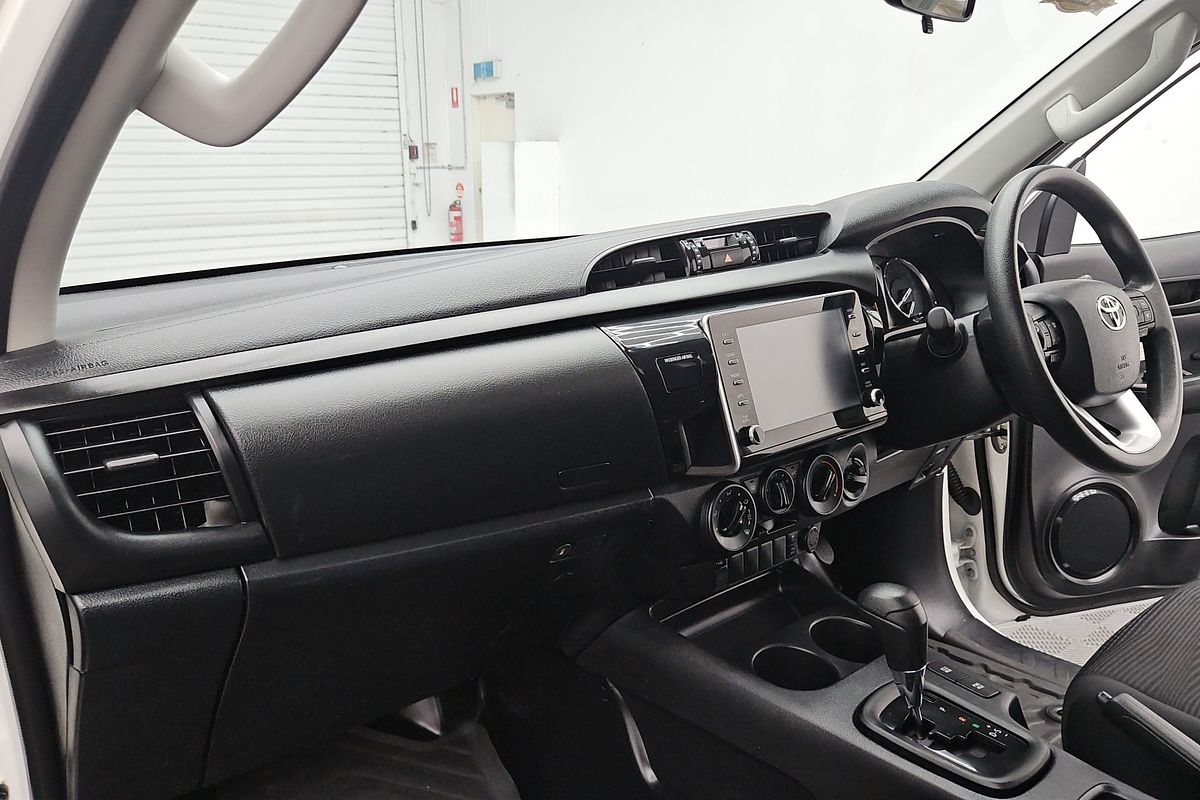 2020 Toyota Hilux SR GUN126R 4X4