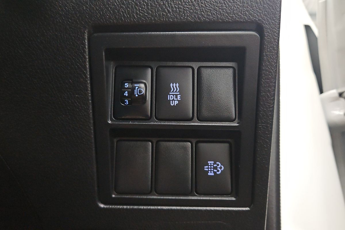 2020 Toyota Hilux SR GUN126R 4X4