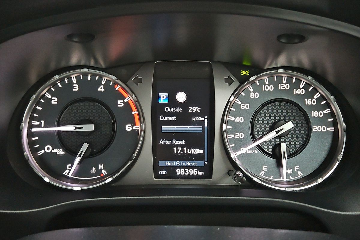 2020 Toyota Hilux SR GUN126R 4X4