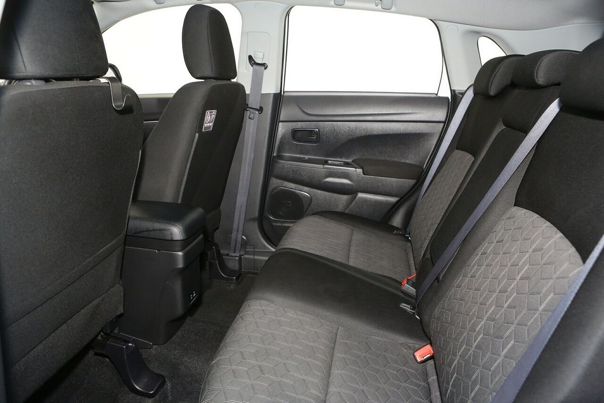 2022 Mitsubishi ASX ES XD