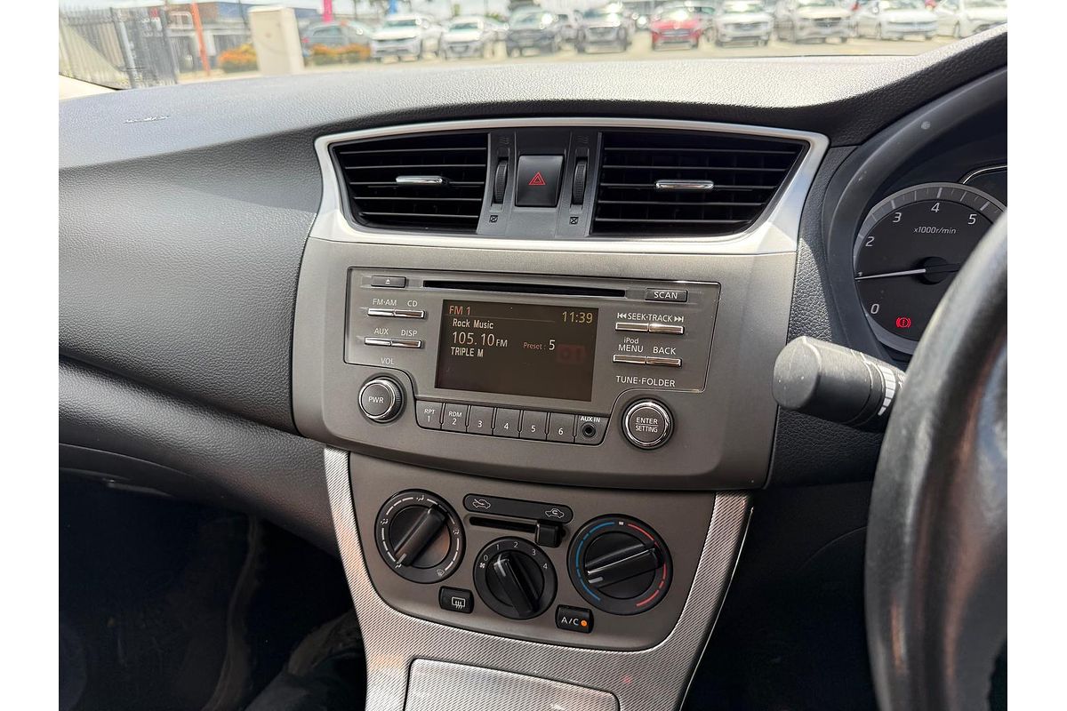 2013 Nissan Pulsar ST-L B17