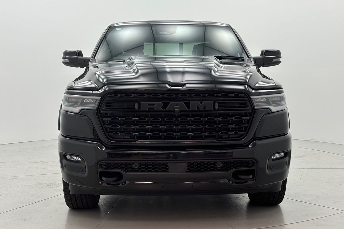2025  Ram Trucks 1500 Limited Crew Cab RamBox  (DT6M9822M.25/XB9)