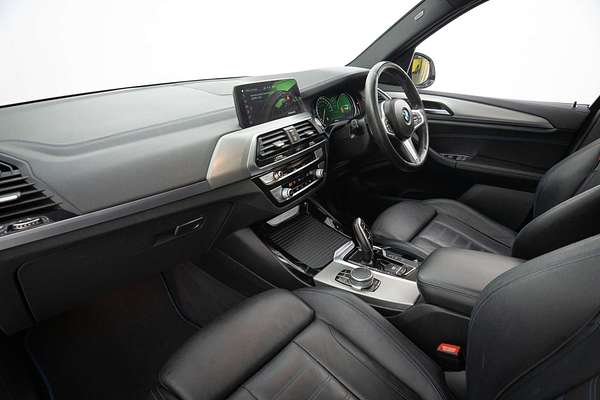 2018 BMW X3 xDrive30i G01