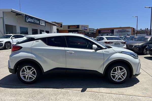 2020 Toyota C-HR CHR 2WD NGX50R