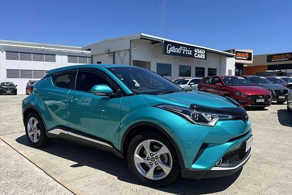 2017 Toyota C-HR NGX10R